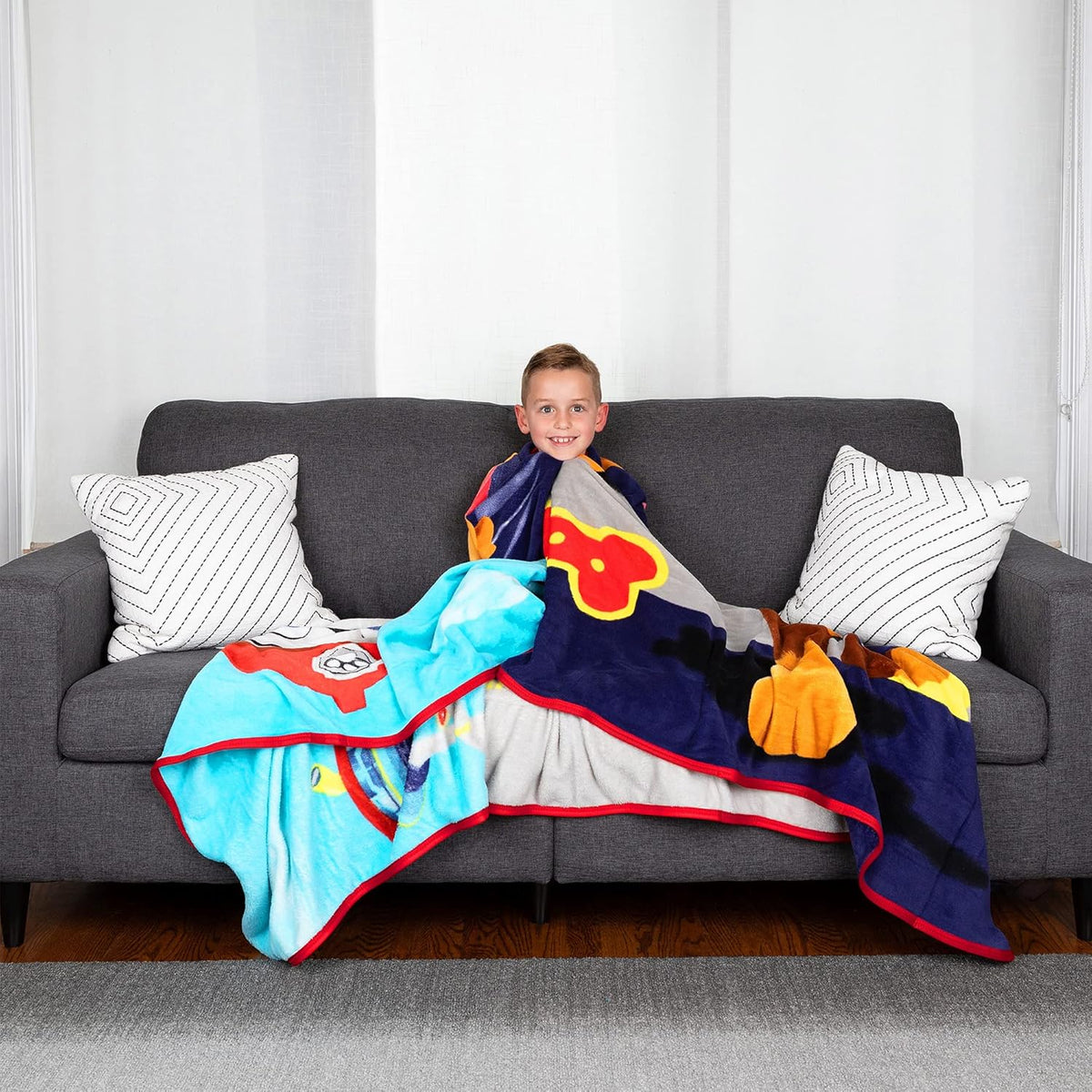 62 in x 90 in Plush Micro Raschel Blanket I451
