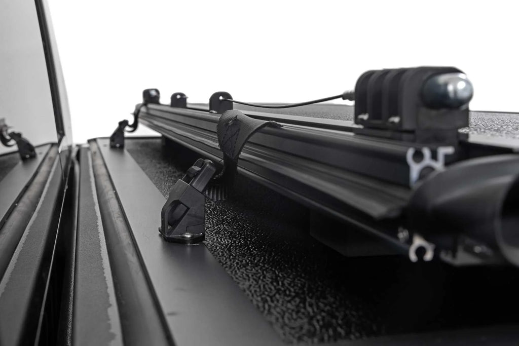 Low Profile Bed Cover for Toyota Tacoma I11802