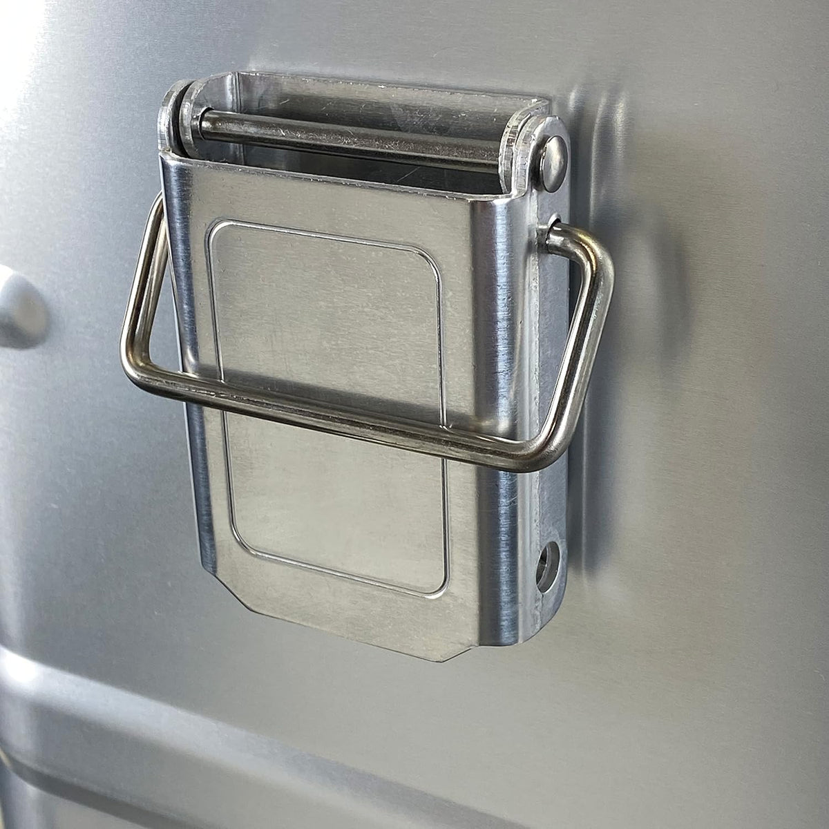 2-Piece Aluminum Cargo Case J243020