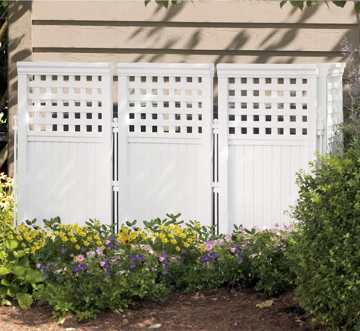 White 4 Panel Freestanding Steel Resin Outdoor Screen C55678