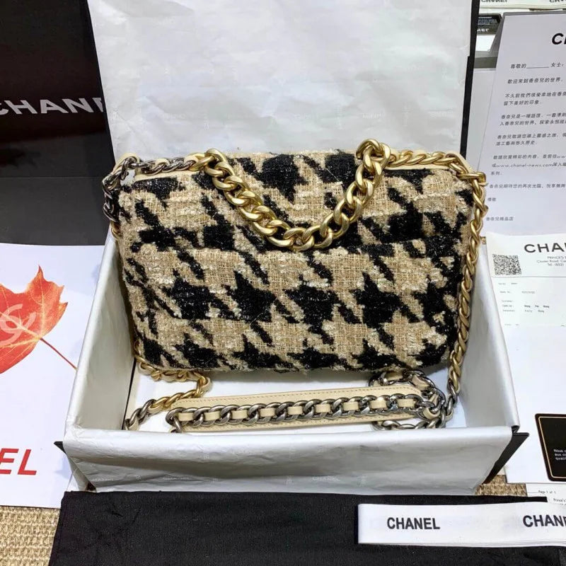 Tweed Maxi Flap Bag A331793