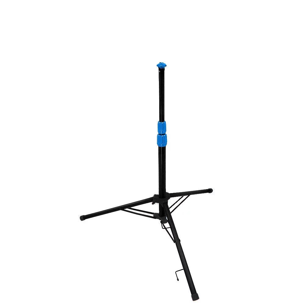 LED 3-Head 7000 Lumen Work Light with Tripod D985